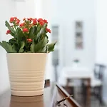 Apartment With One Bedroom In Roma, With Wifi