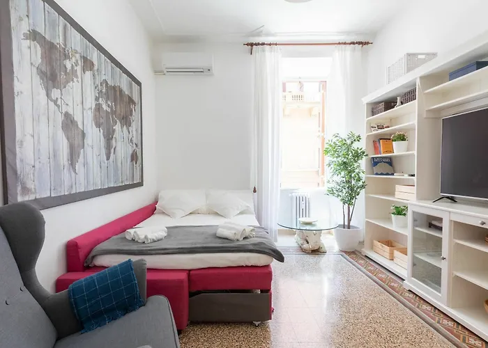 Apartment With One Bedroom In Roma, With Wifi