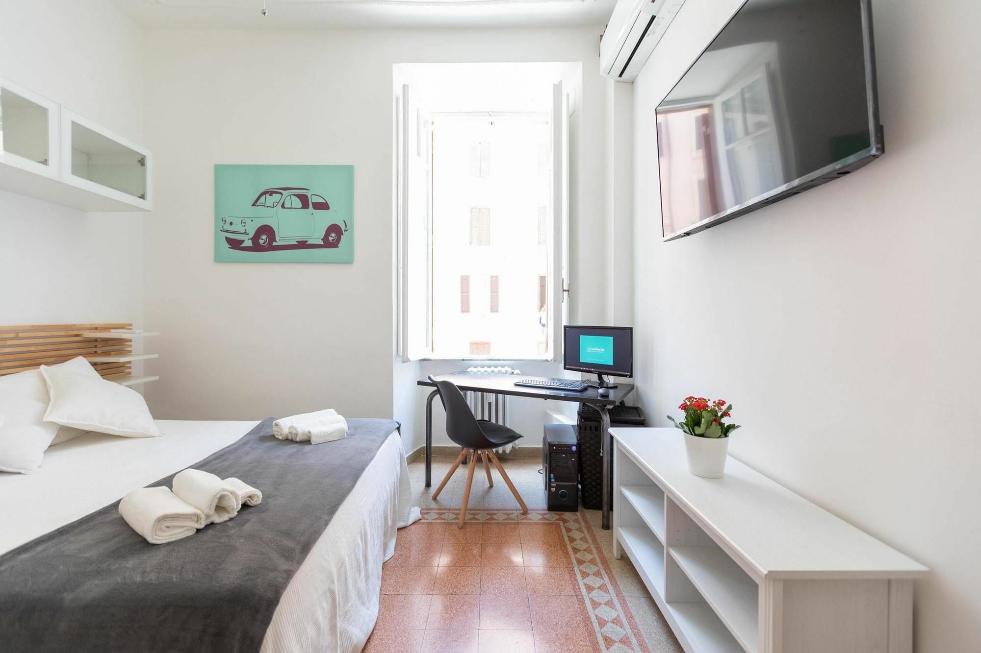 Apartment With One Bedroom In Roma, With Wifi