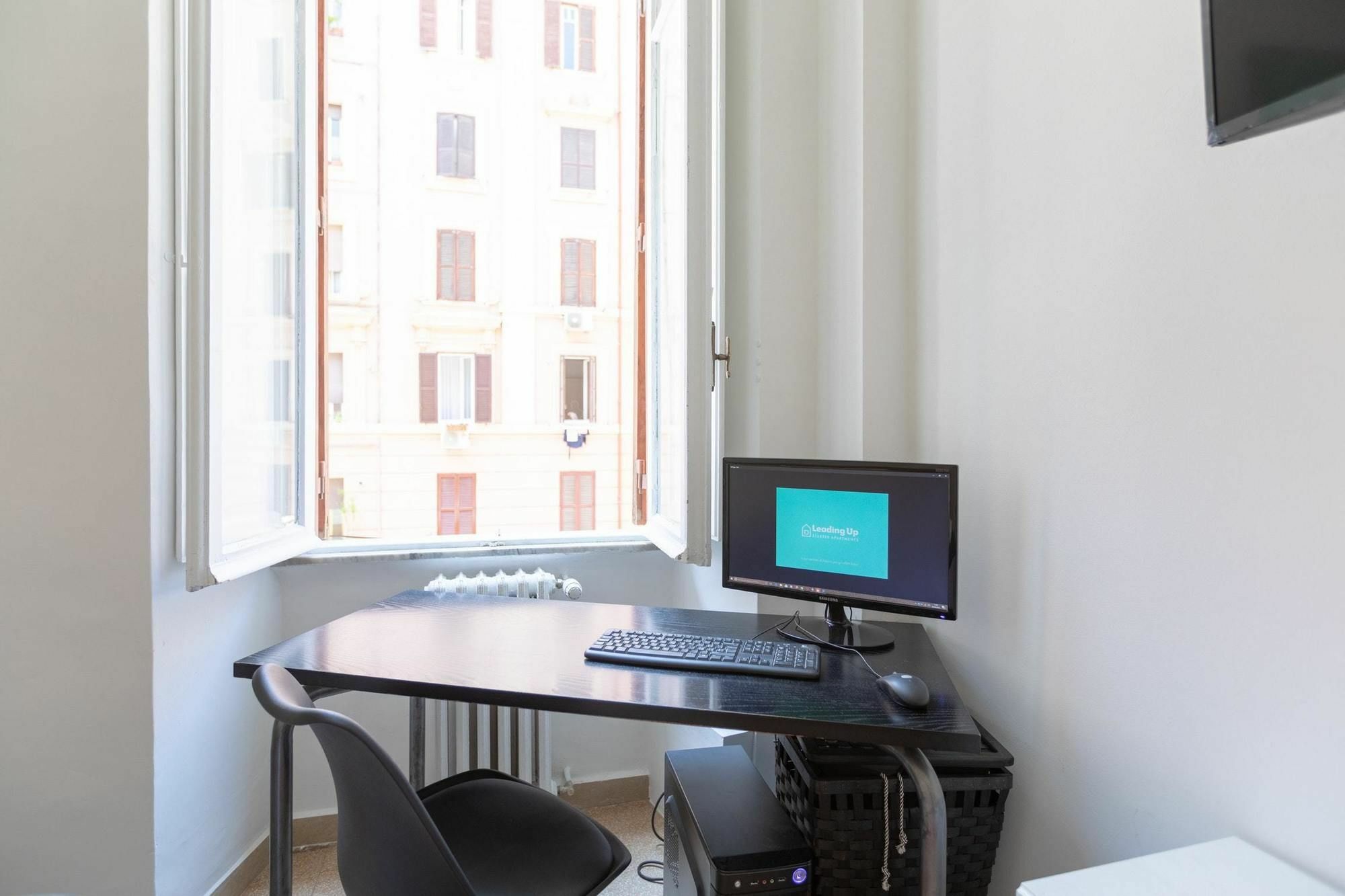 With One Bedroom In Roma, With Wifi Apartment