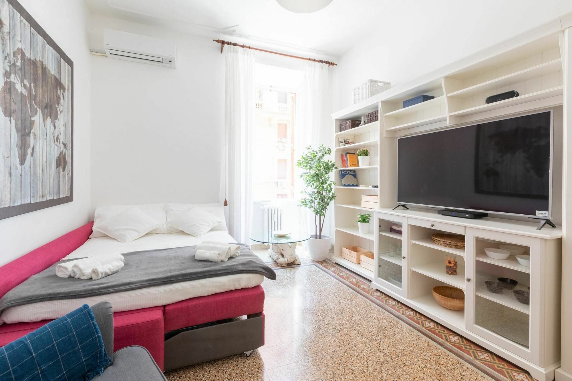 Apartment With One Bedroom In Roma, With Wifi